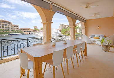 Apartment with terrace 2