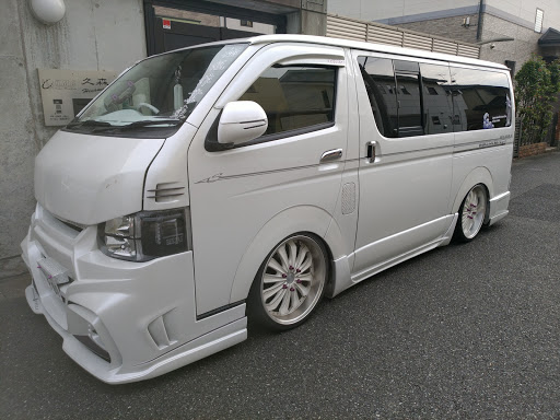 ハイエース の内装 ステッカー ピンスト ハイエース 作業車にこだわるに関するカスタム メンテナンスの投稿画像 車のカスタム情報はcartune