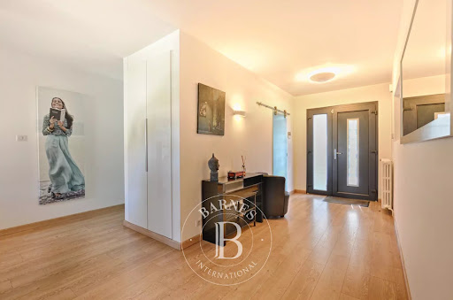 Villa avec jardin et terrasse 2