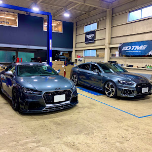 RS5 スポーツバック B9