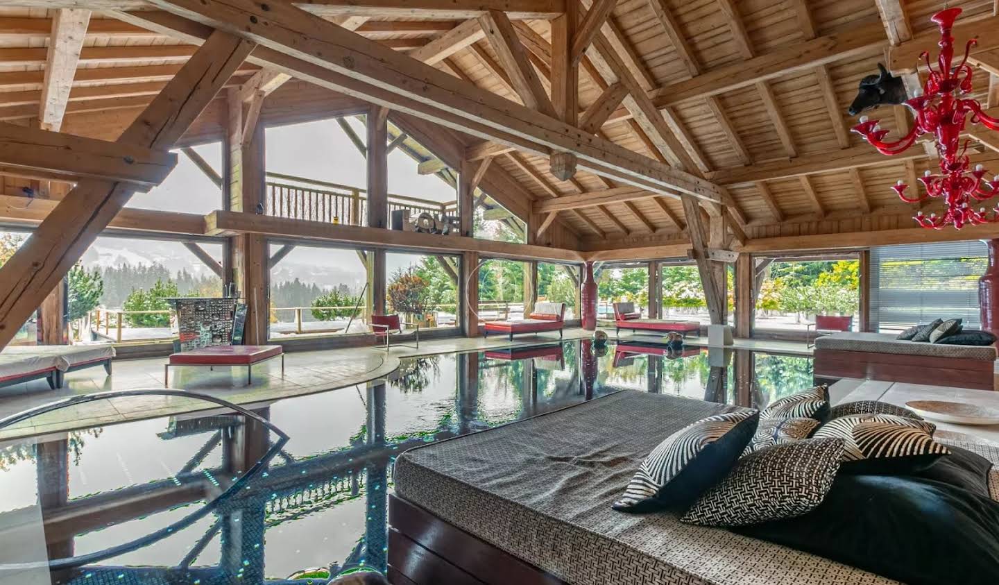 Chalet with pool Megeve