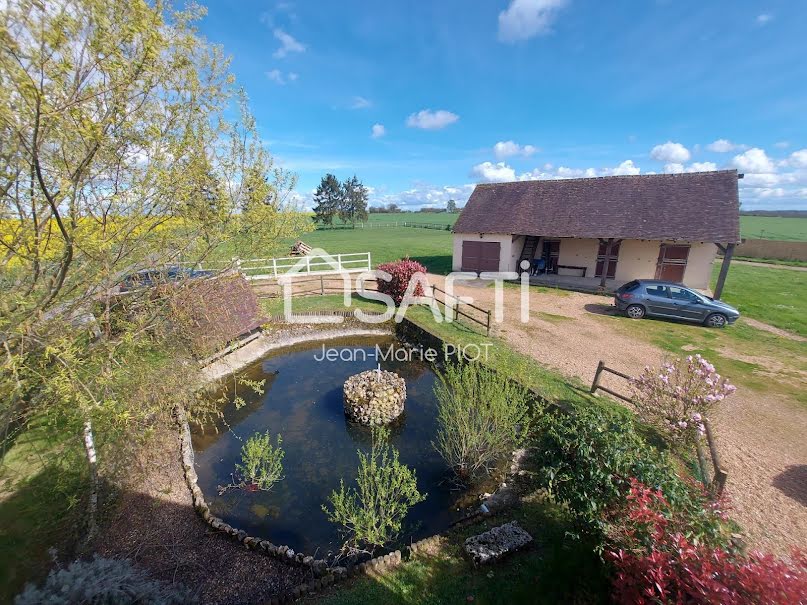 Vente maison 8 pièces 210 m² à Courville-sur-Eure (28190), 340 000 €