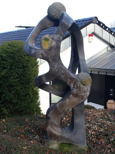 Kunst im Vorgarten