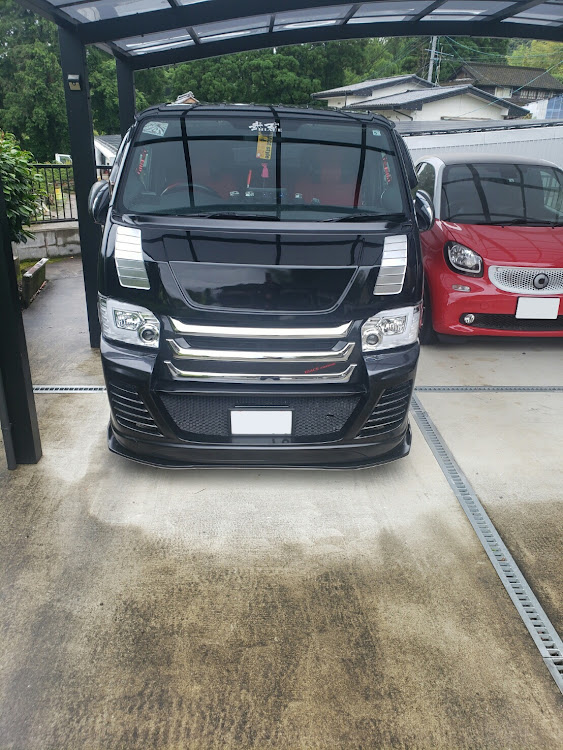 ハイエースバンのDIYに関するカスタム事例の投稿画像1枚目