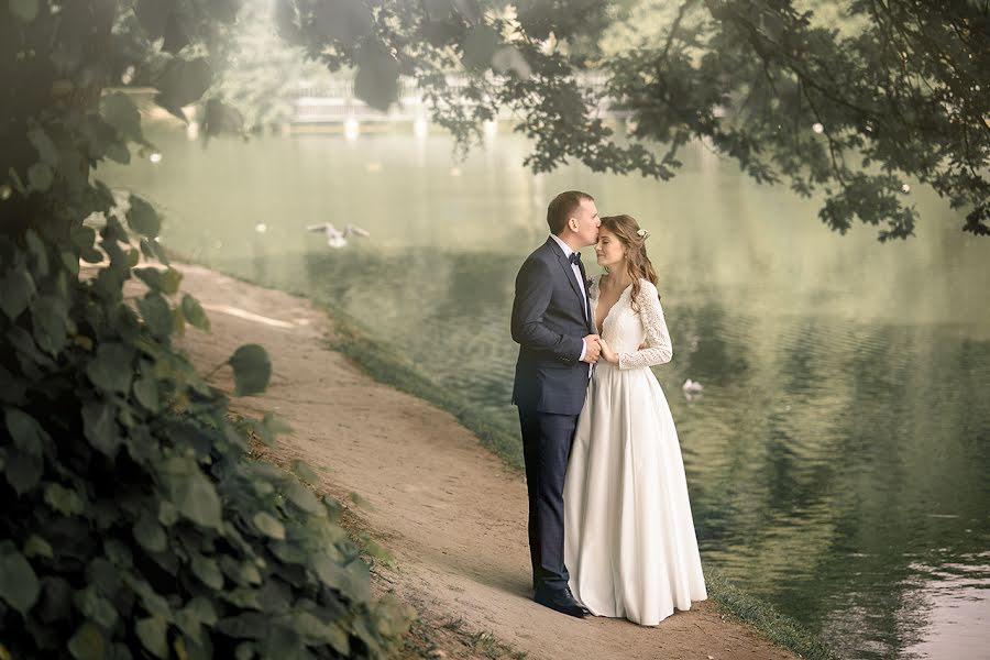 Wedding photographer Maksim Lobikov (maximlobikov). Photo of 11 June 2018