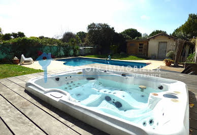 House with pool and terrace 16