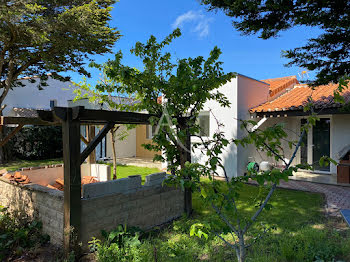 maison à Brem-sur-Mer (85)