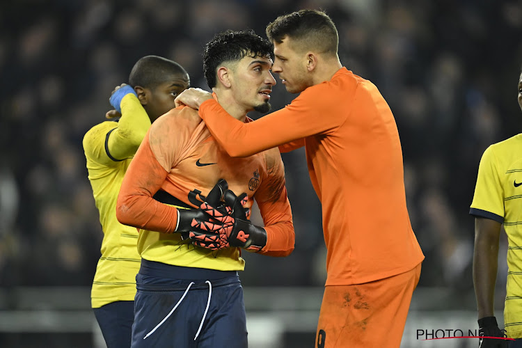 Geen bal moeten pakken: gelegenheidsdoelman Puertas deelt steekje uit aan Club Brugge 