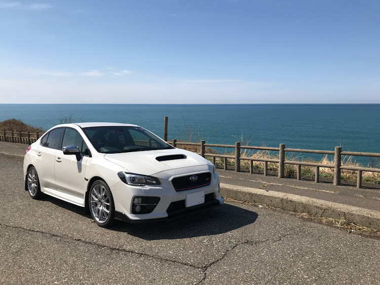 WRX S4のドライブ・海に関するカスタム事例の投稿画像1枚目