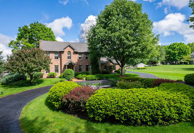 House with garden 1