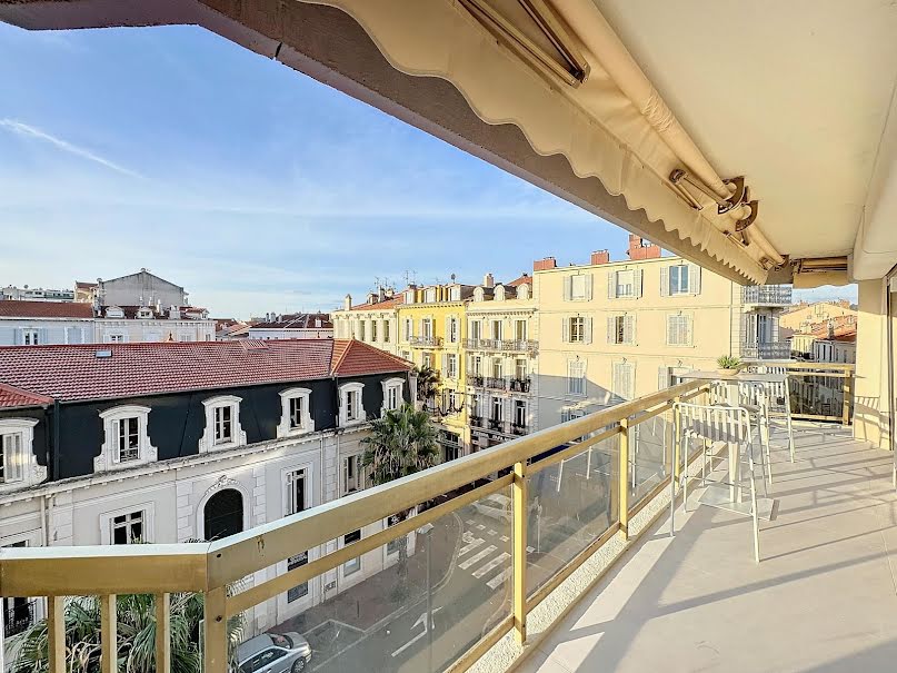 Vente appartement 3 pièces 64.31 m² à Cannes (06400), 1 180 000 €