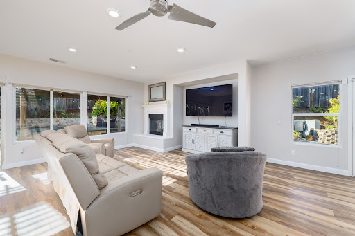 Maison avec piscine et jardin 5