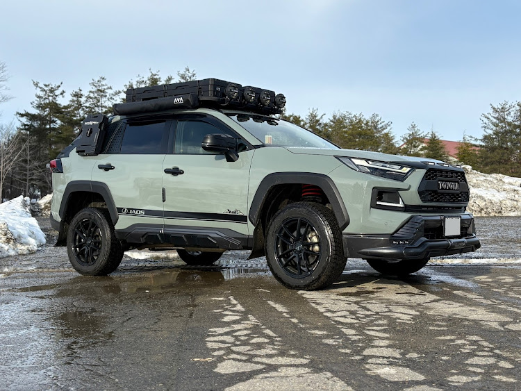 RAV4のローアングルショット・まだまだ寒い・バレンタインデー・バレンタイン・ローアングルに関するカスタム事例の投稿画像1枚目