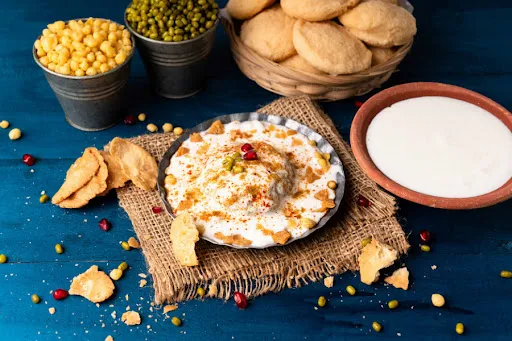 Dahi Bhalla Papdi Chat