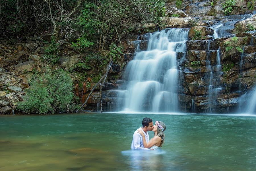 Fotografo di matrimoni Fabian Silvestre Gonçalves (fabiansilvestre). Foto del 29 marzo 2020