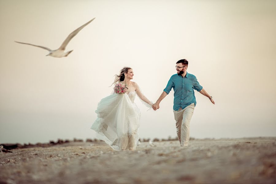 Photographe de mariage Adrian Bîrgăuan (birgauanfotofilm). Photo du 4 octobre 2020