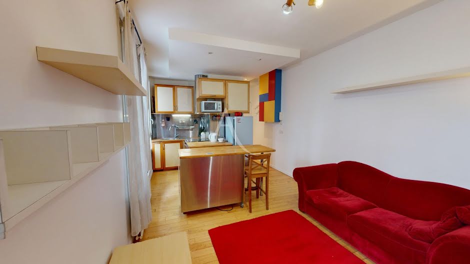 Vente appartement 2 pièces 47 m² à Paris 18ème (75018), 380 000 €