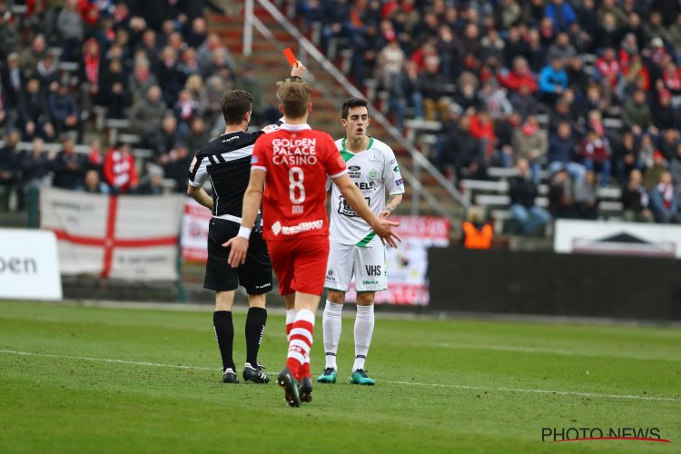 Bondsparket vraagt twee speeldagen schorsing voor Schils na vuile tackle op Omolo