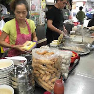 山河魯肉飯