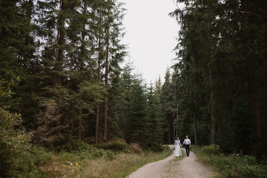 Fotógrafo de casamento Hana Moš Abrmanová (hankafoti). Foto de 1 de julho 2021