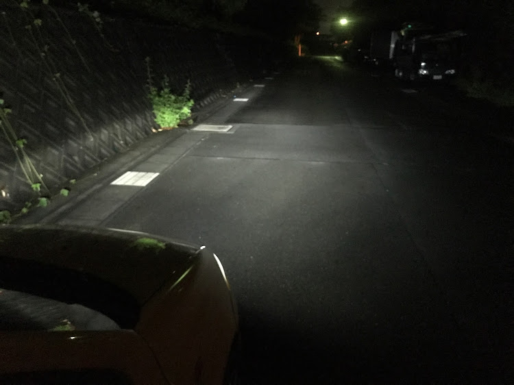 プント スポルティング アバルトのヘッドライトLED化・ヘッドライト点灯確認・LED化・DIY・整備記録に関するカスタム事例の投稿画像3枚目