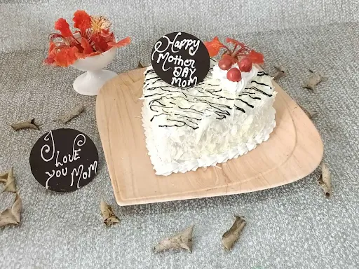 Mom's Special Heart Cake