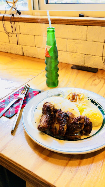 RX-7の由仁町カフェ活野郎( ˘ω˘ ) ｽﾔｧ…・fcチラリズムに関するカスタム事例の投稿画像3枚目