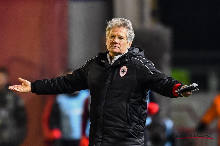 Antwerp-coach Bölöni denkt niet langer aan Europees voetbal: "Dat is een doel waarvan ik denk dat het belachelijk is om er over te praten"