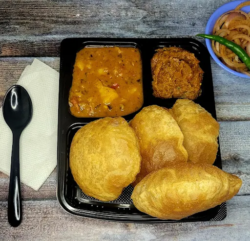 Aloo Tomato, Kashifal, Poori (5pcs)