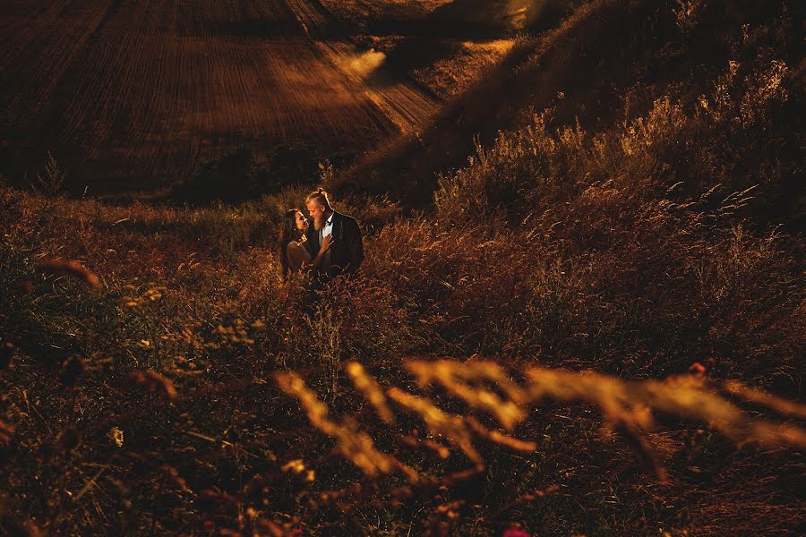 Svatební fotograf Maciek Januszewski (maciekjanuszews). Fotografie z 3.března