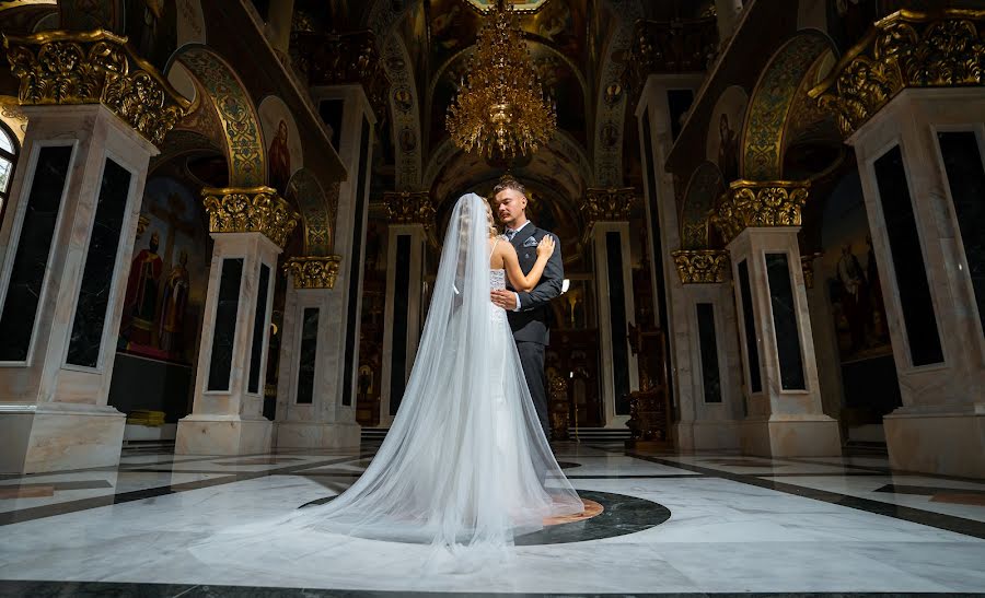 Fotografo di matrimoni Paul Boangiu (infinphotography). Foto del 17 febbraio 2022