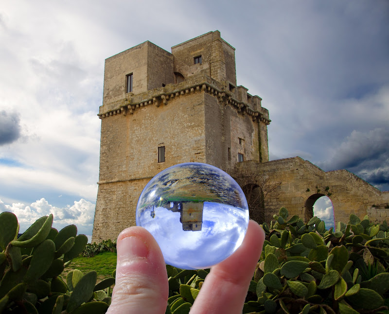 the small tower di Primula Vico