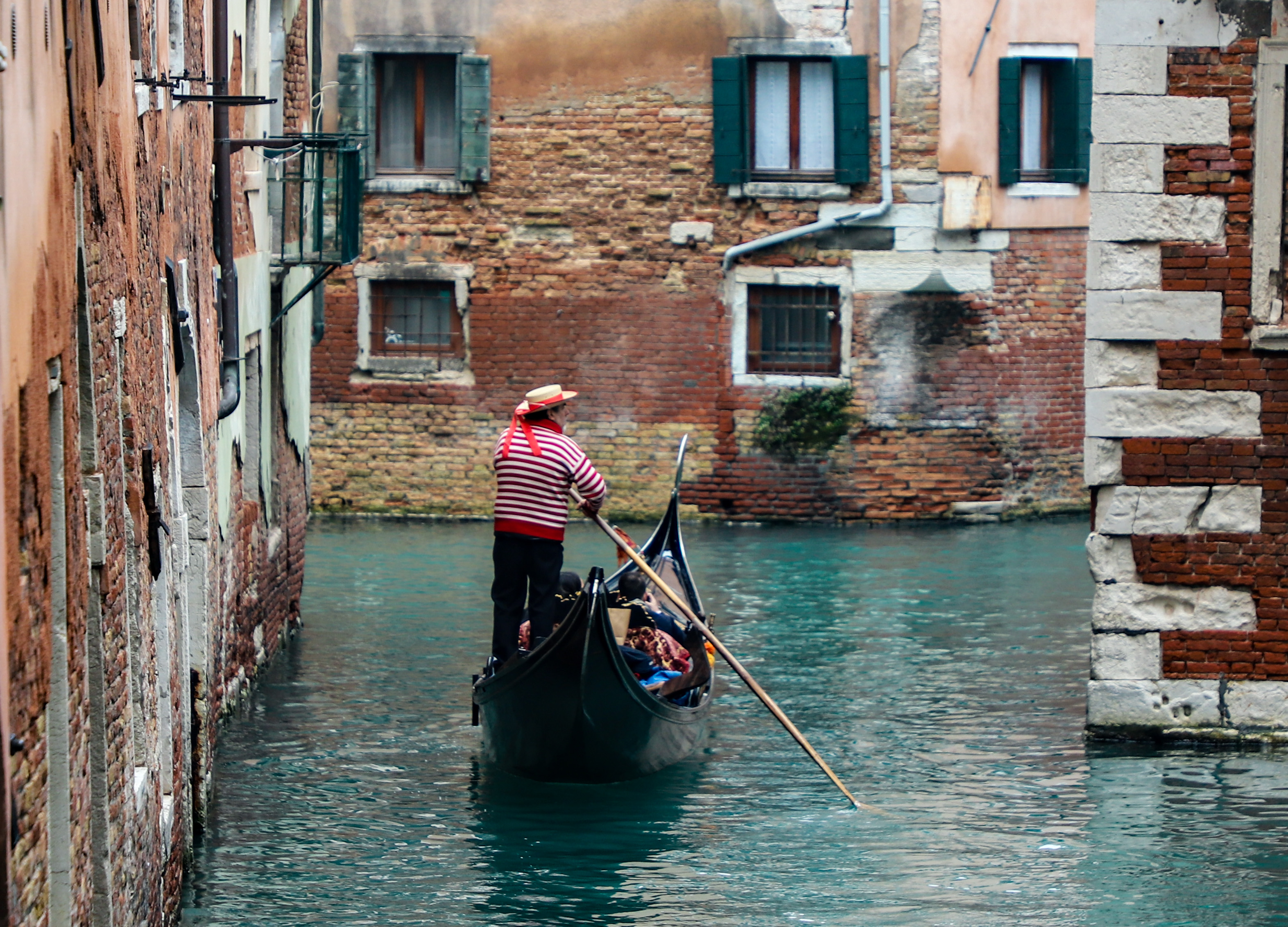 In gondola  di Renata Roattino@jhonninaphoto