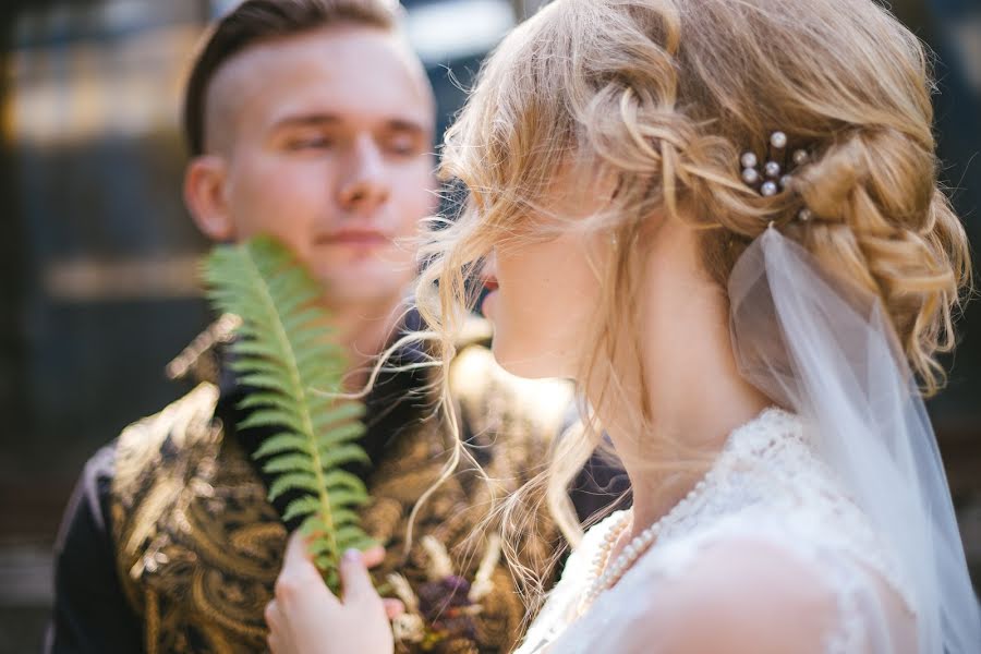 Fotógrafo de bodas Anna Tugolukova (lkovie). Foto del 1 de agosto 2017