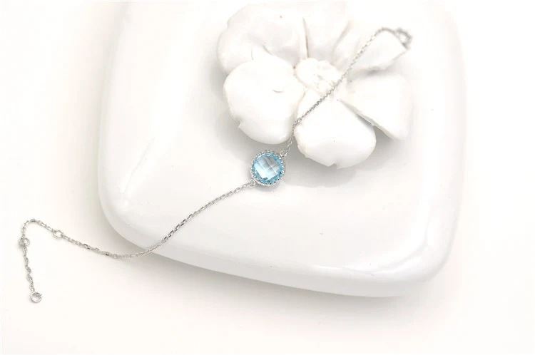 Nieuwe Topaas Armband Natuurlijk Kristal. Ervaar natuurlijke elegantie en positieve energie. Verfraai je look en voel je goed.