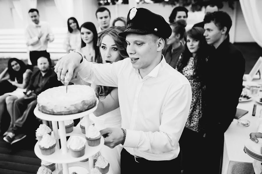 Fotógrafo de bodas Anton Esenin (aesenin). Foto del 29 de julio 2015