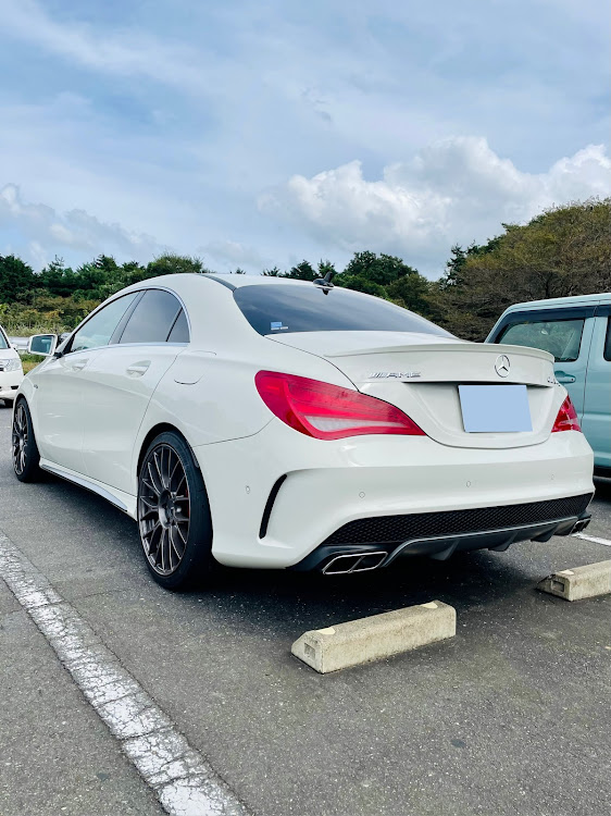 Aクラスの朝日峠駐車場・筑波山・メルセデスベンツ・CLA45・左半顔写真展に関するカスタム事例の投稿画像2枚目