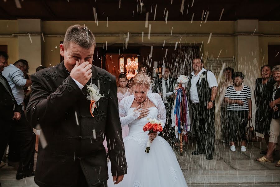 Fotógrafo de casamento Ilona Maulis (maulisilona). Foto de 4 de outubro 2017