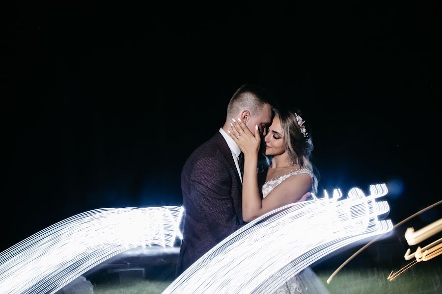 Φωτογράφος γάμων Kseniya Gostischeva (weddinggos). Φωτογραφία: 2 Σεπτεμβρίου 2019