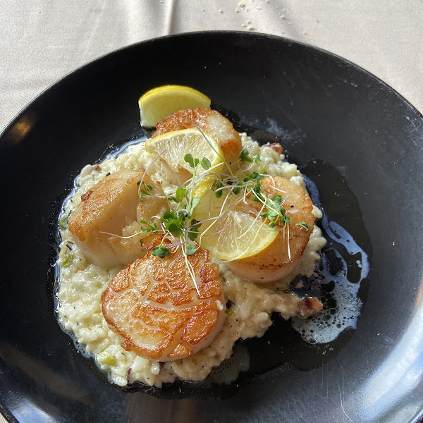 Scallops with Sweet Pea Risotto