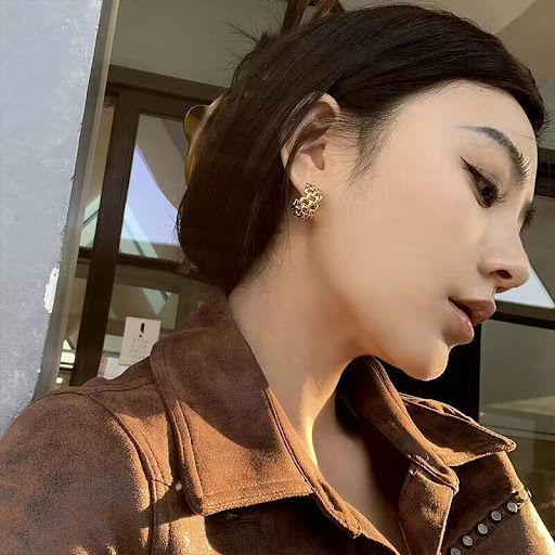 Title 2, All-match twist chain woven round ring earrings...