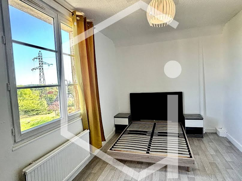 Vente appartement 3 pièces 39.87 m² à Cosne-Cours-sur-Loire (58200), 25 000 €