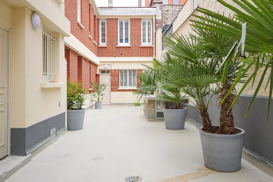 Vente appartement 2 pièces 30.4 m² à Paris 18ème (75018), 360 000 €