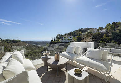 Villa with garden and terrace 3