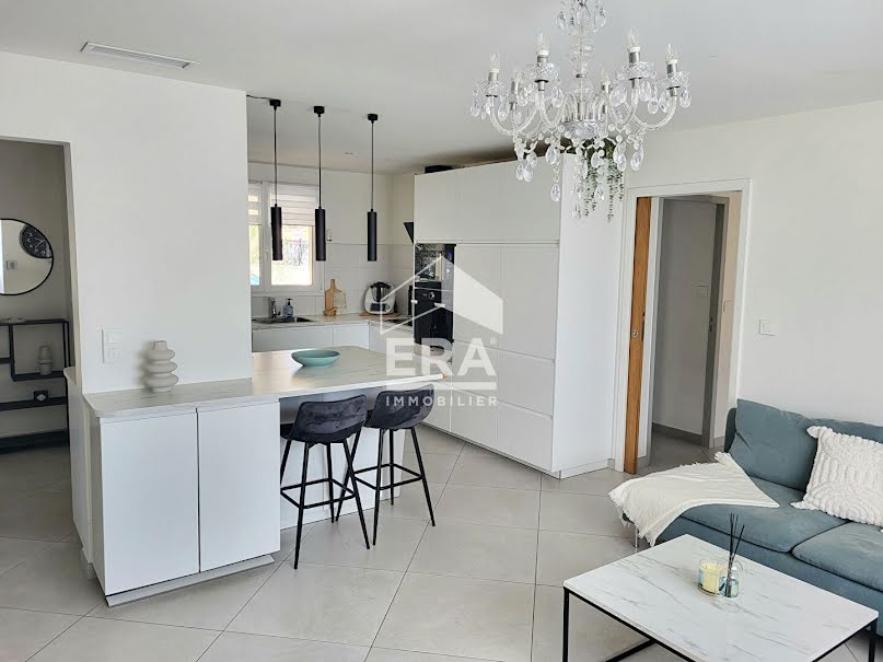 Vente maison 5 pièces 132 m² à Château-Arnoux-Saint-Auban (04160), 385 000 €