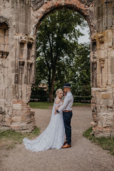 Fotógrafo de casamento Eva Šimek Bohabojová (evabohabojova). Foto de 5 de fevereiro 2023