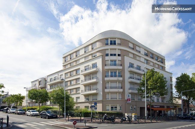 Location meublée appartement 2 pièces 32 m² à Nanterre (92000), 1 581 €