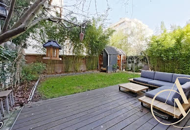 Maison avec jardin et terrasse 1