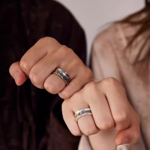 Title 1, Couple Ring Set in 999 Silver for Men and Women...
