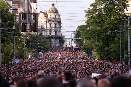 Svetske agencije: Više desetina hiljada ljudi na skupu Srbija protiv nasilja
